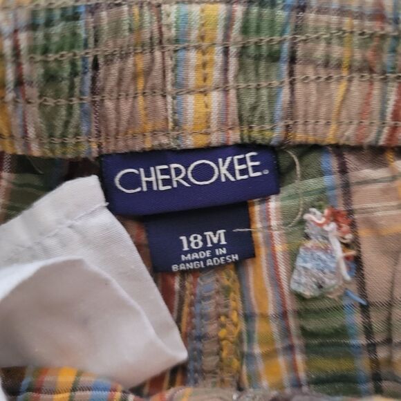 Plaid and khaki shorts easy pull on 18 mo bundle - Picture 3 of 7